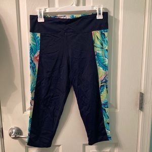 Tommy Bahama Capri Leggings